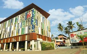 Lalys Residency